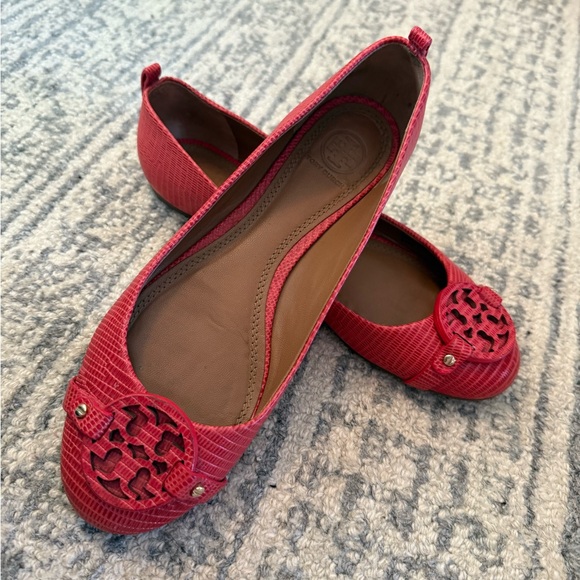 Tory Burch Mini Miller Leather Ballet Flats - Melon & Coral - Size 7.5 - Picture 1 of 3